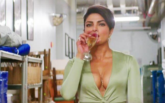 Priyanka Chopra sizzles in new Baywatch trailer